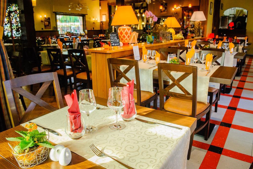 Hotel Restaurant La Couronne روبينهيم المظهر الخارجي الصورة